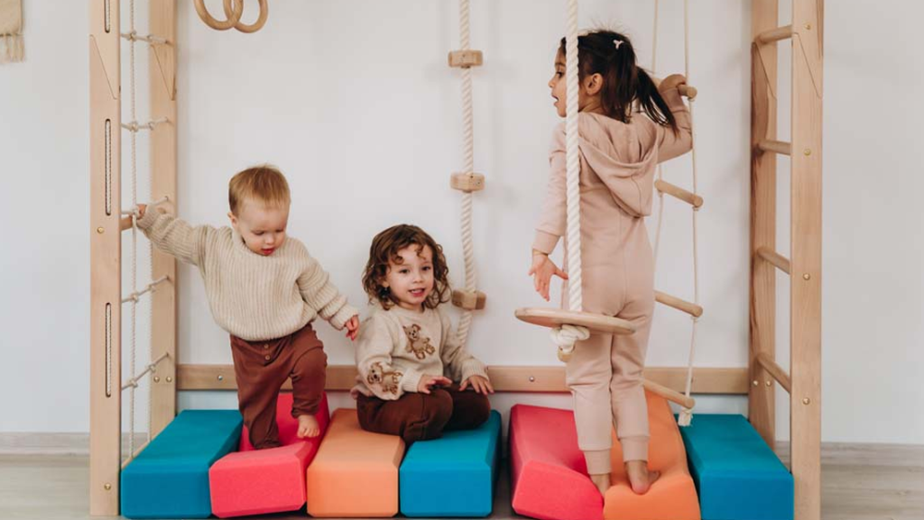 How to Keep Kids Entertained Indoors During Snow Days